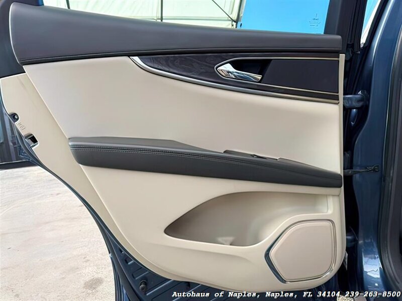 2018 Lincoln MKX Reserve - Photo 23 - Naples, FL 34104