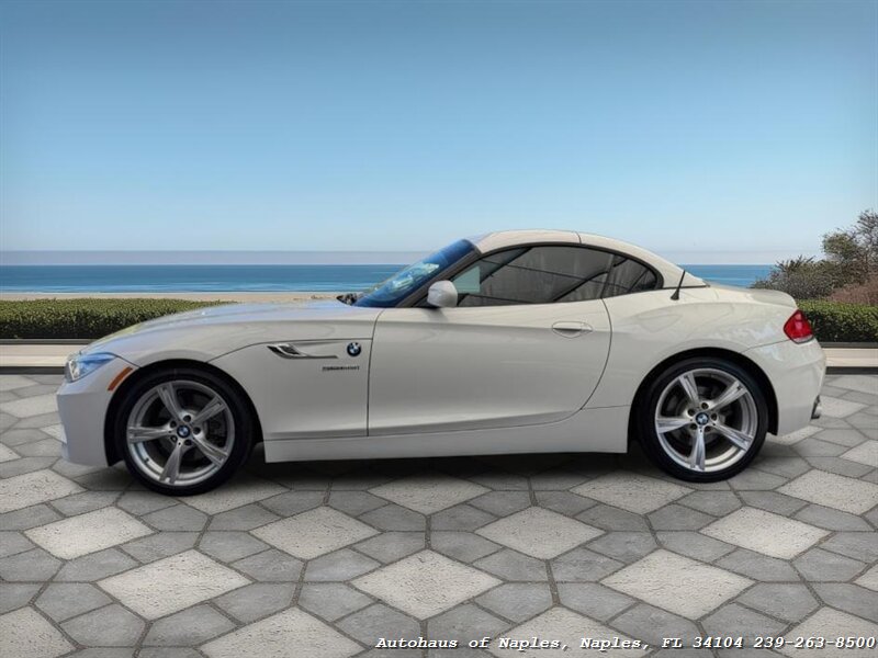 2016 BMW Z4 sDrive28i   - Photo 25 - Naples, FL 34104