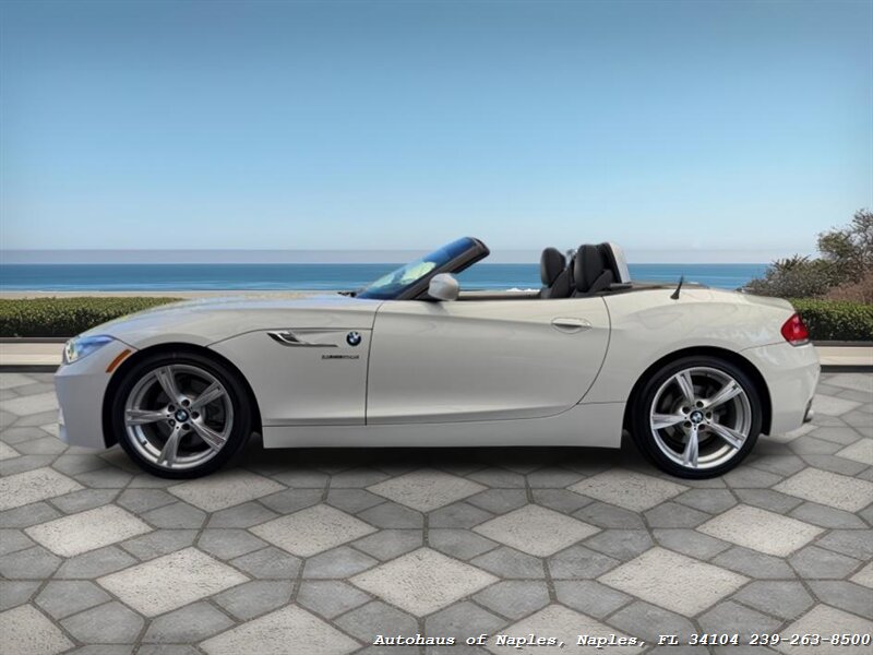 2016 BMW Z4 sDrive28i   - Photo 8 - Naples, FL 34104
