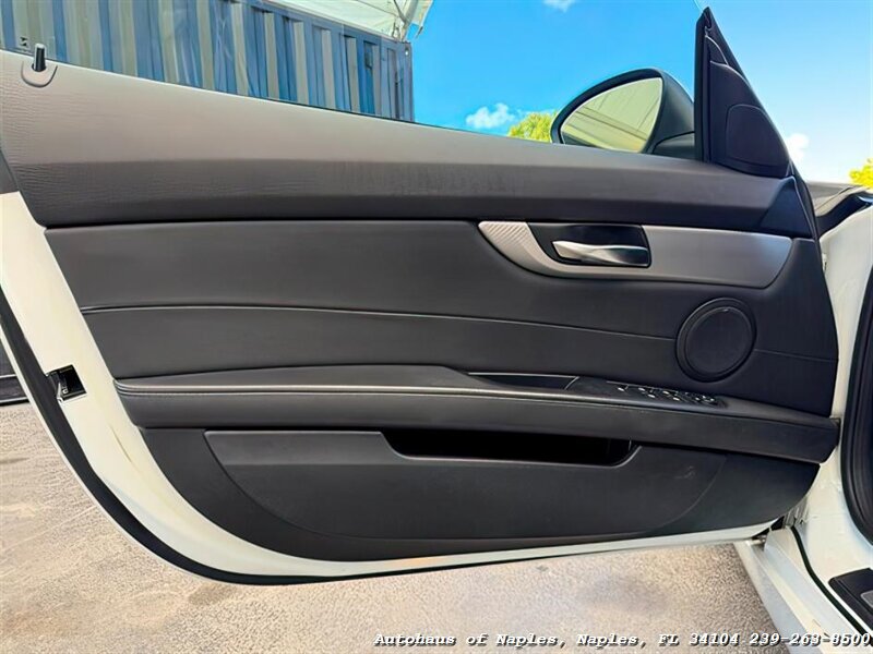 2016 BMW Z4 sDrive28i   - Photo 43 - Naples, FL 34104