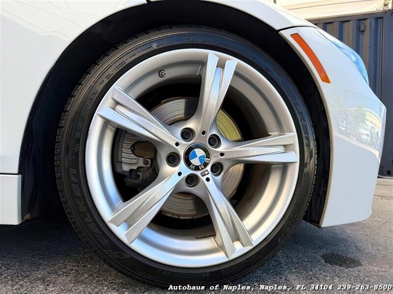 2016 BMW Z4 sDrive28i   - Photo 30 - Naples, FL 34104