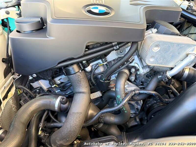 2016 BMW Z4 sDrive28i   - Photo 35 - Naples, FL 34104