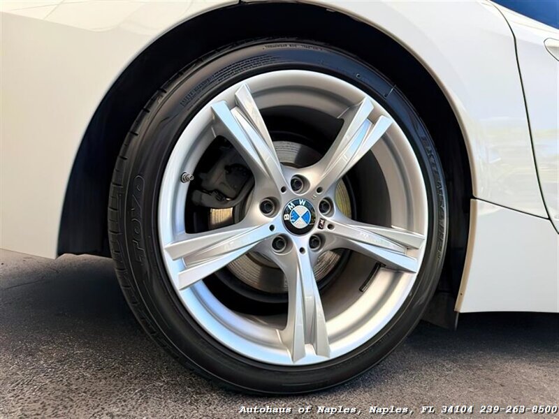 2016 BMW Z4 sDrive28i   - Photo 31 - Naples, FL 34104