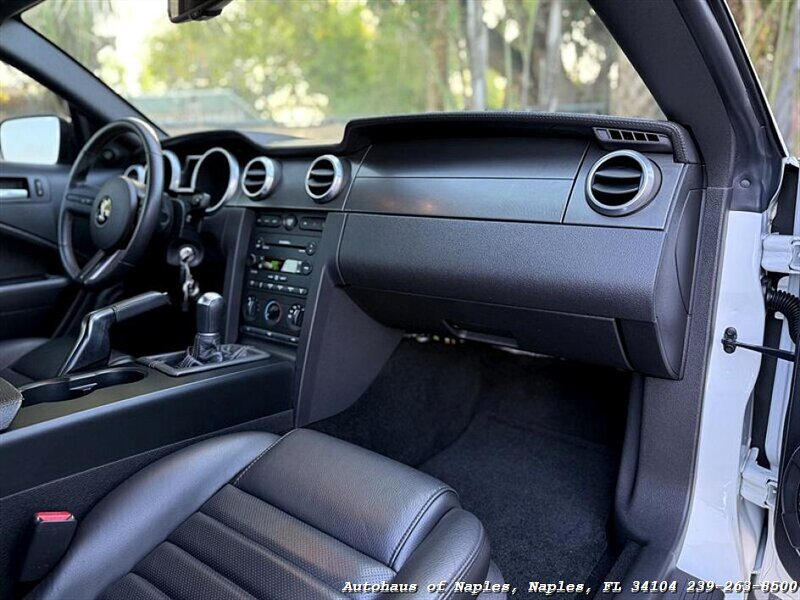2007 Ford Mustang Shelby GT500 - Photo 44 - Naples, FL 34104