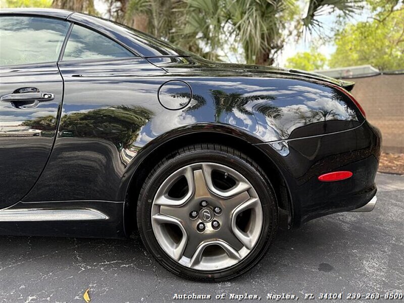 2007 Lexus SC 430   - Photo 14 - Naples, FL 34104