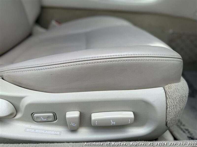 2007 Lexus SC 430   - Photo 53 - Naples, FL 34104