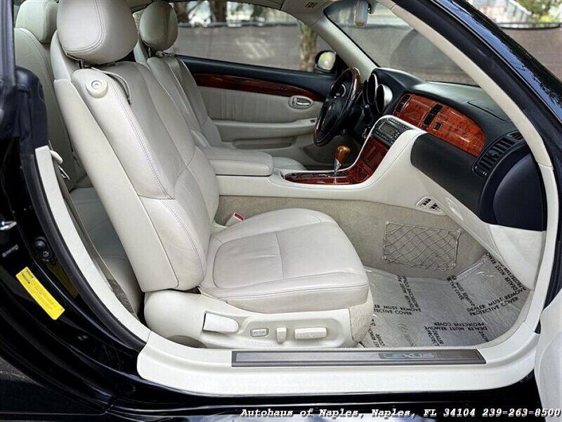 2007 Lexus SC 430   - Photo 51 - Naples, FL 34104