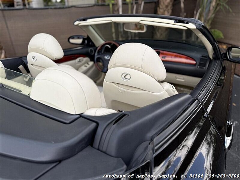 2007 Lexus SC 430   - Photo 22 - Naples, FL 34104