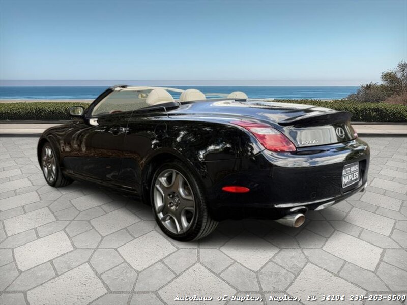2007 Lexus SC 430   - Photo 17 - Naples, FL 34104