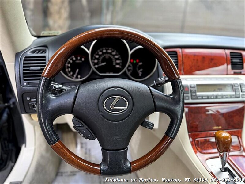 2007 Lexus SC 430   - Photo 46 - Naples, FL 34104