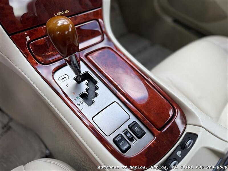 2007 Lexus SC 430   - Photo 61 - Naples, FL 34104