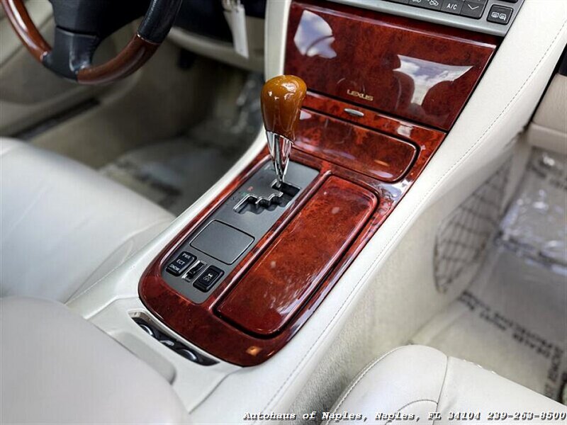2007 Lexus SC 430   - Photo 57 - Naples, FL 34104