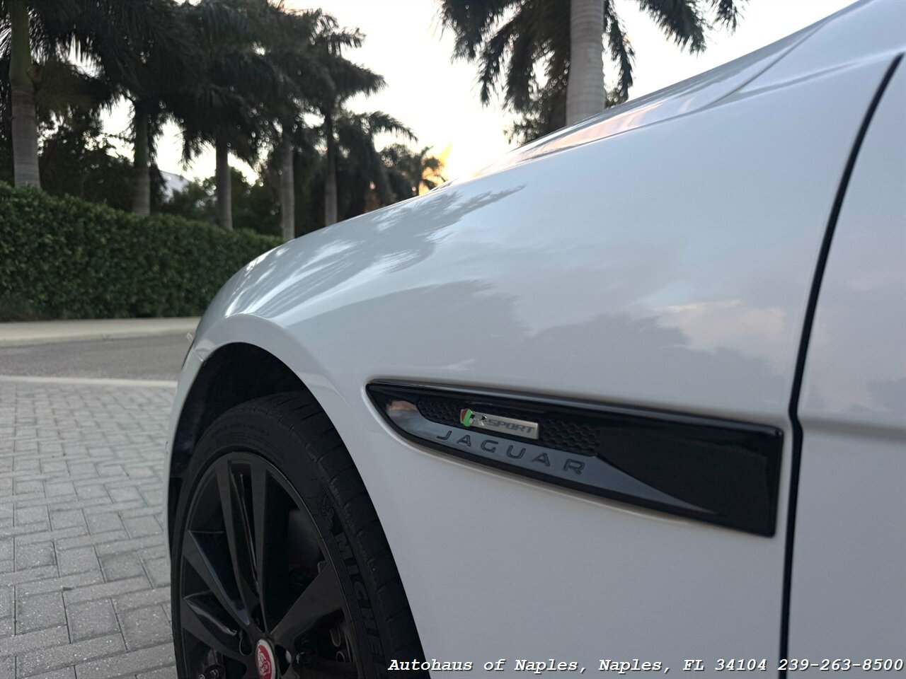 2017 Jaguar XE 35t R-Sport - Photo 19 - Naples, FL 34104
