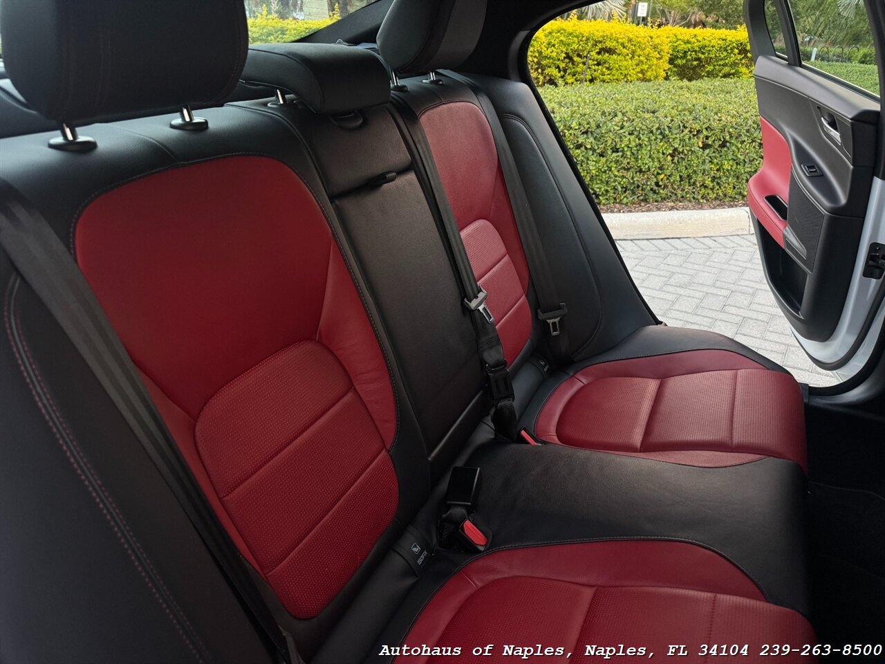 2017 Jaguar XE 35t R-Sport - Photo 24 - Naples, FL 34104