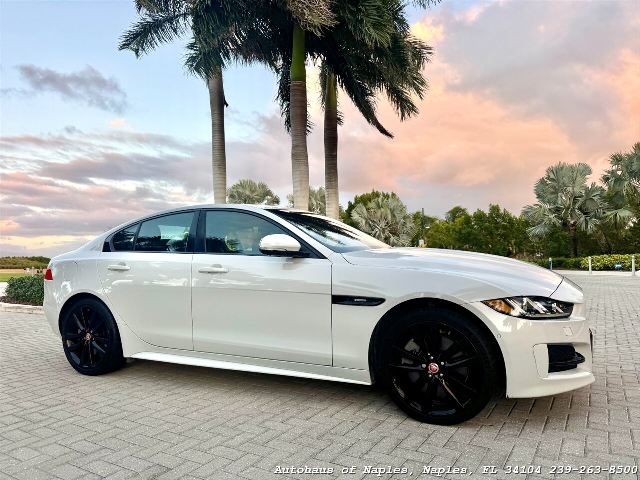 2017 Jaguar XE 35t R-Sport - Photo 2 - Naples, FL 34104