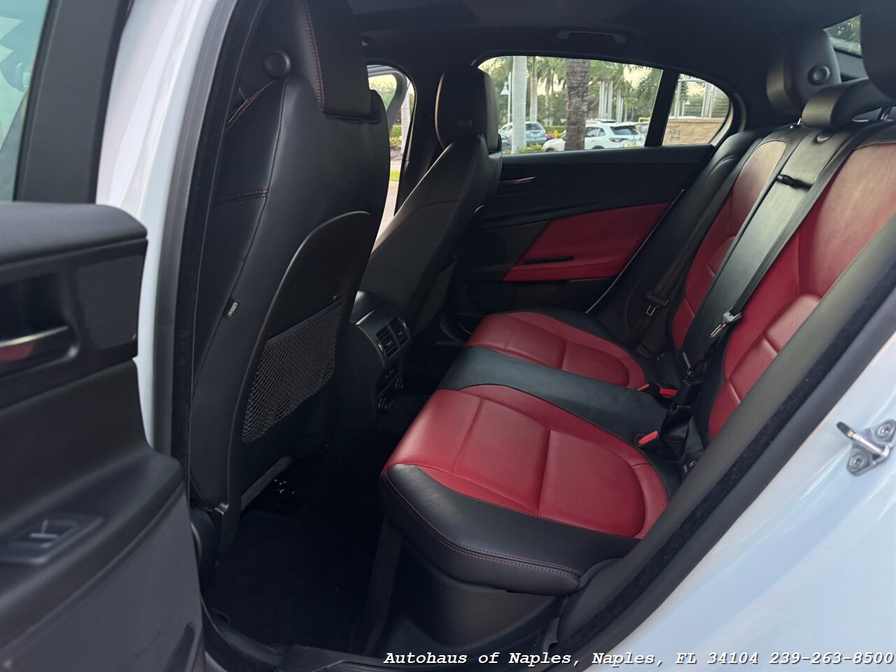2017 Jaguar XE 35t R-Sport - Photo 27 - Naples, FL 34104
