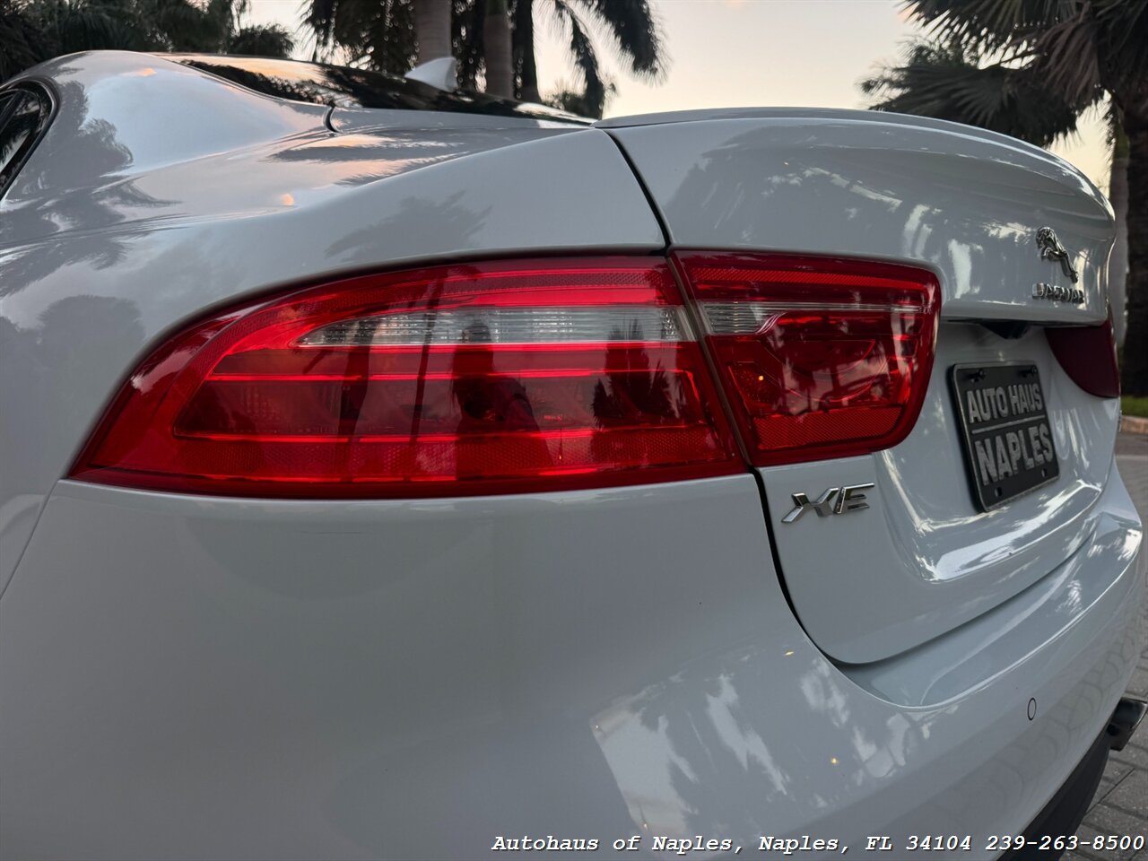 2017 Jaguar XE 35t R-Sport - Photo 16 - Naples, FL 34104