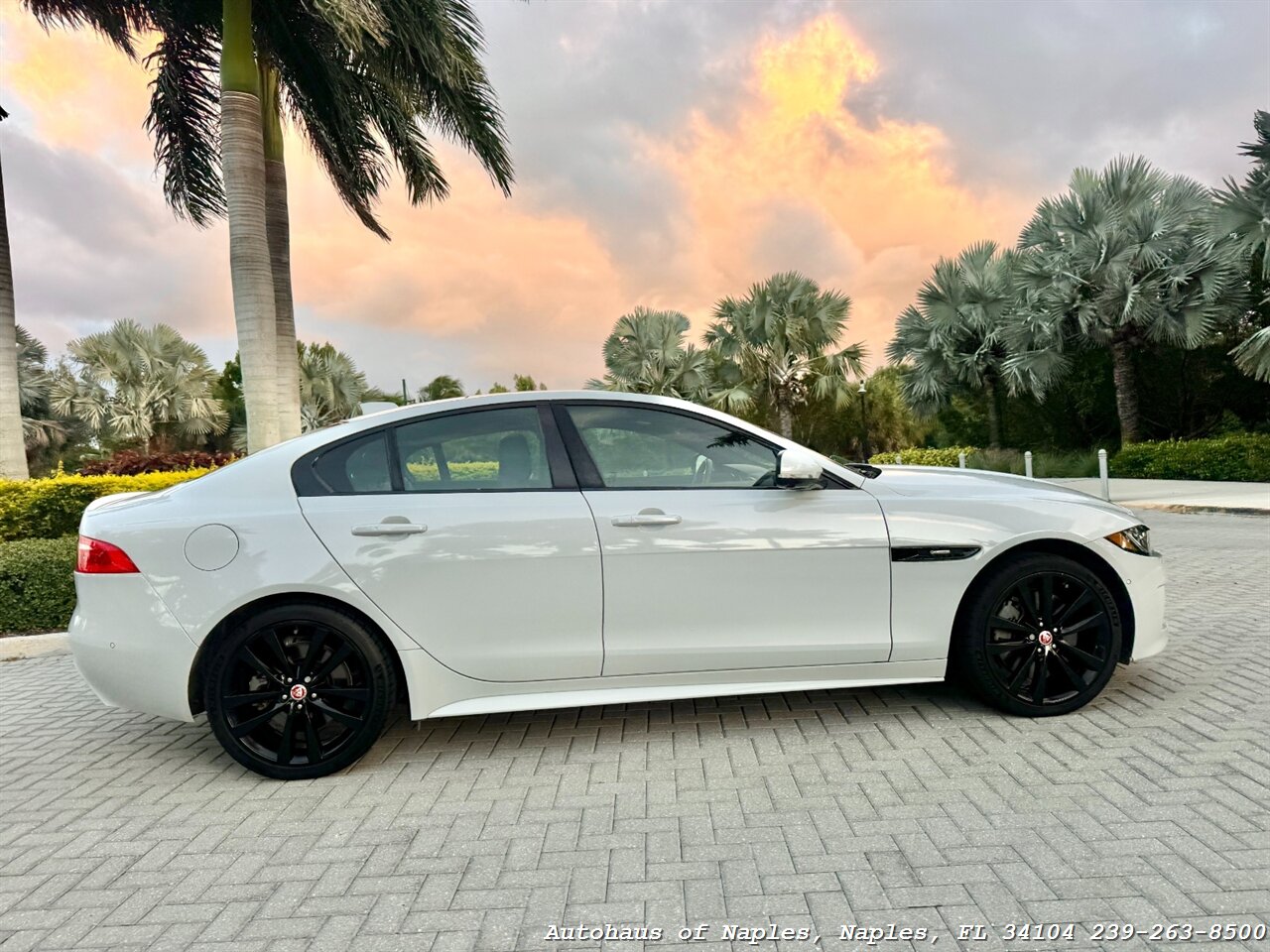 2017 Jaguar XE 35t R-Sport - Photo 3 - Naples, FL 34104