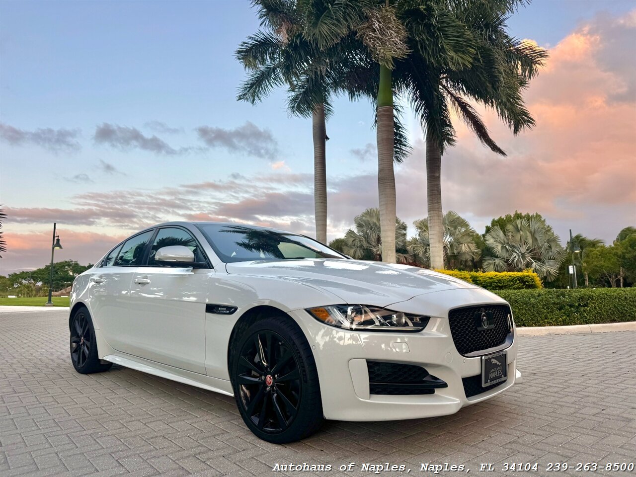2017 Jaguar XE 35t R-Sport   - Photo 1 - Naples, FL 34104
