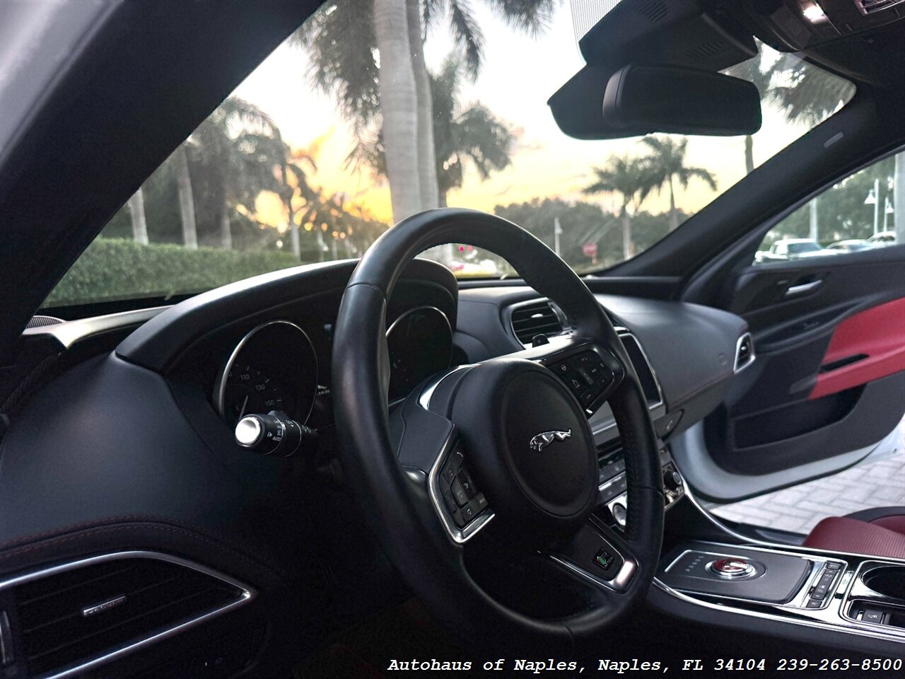 2017 Jaguar XE 35t R-Sport - Photo 28 - Naples, FL 34104