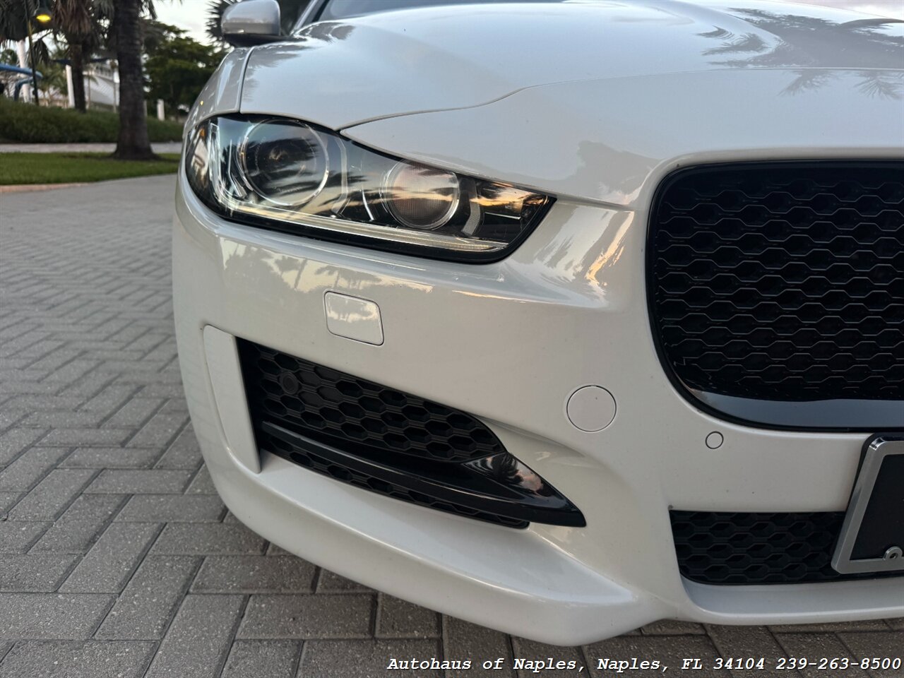 2017 Jaguar XE 35t R-Sport - Photo 11 - Naples, FL 34104