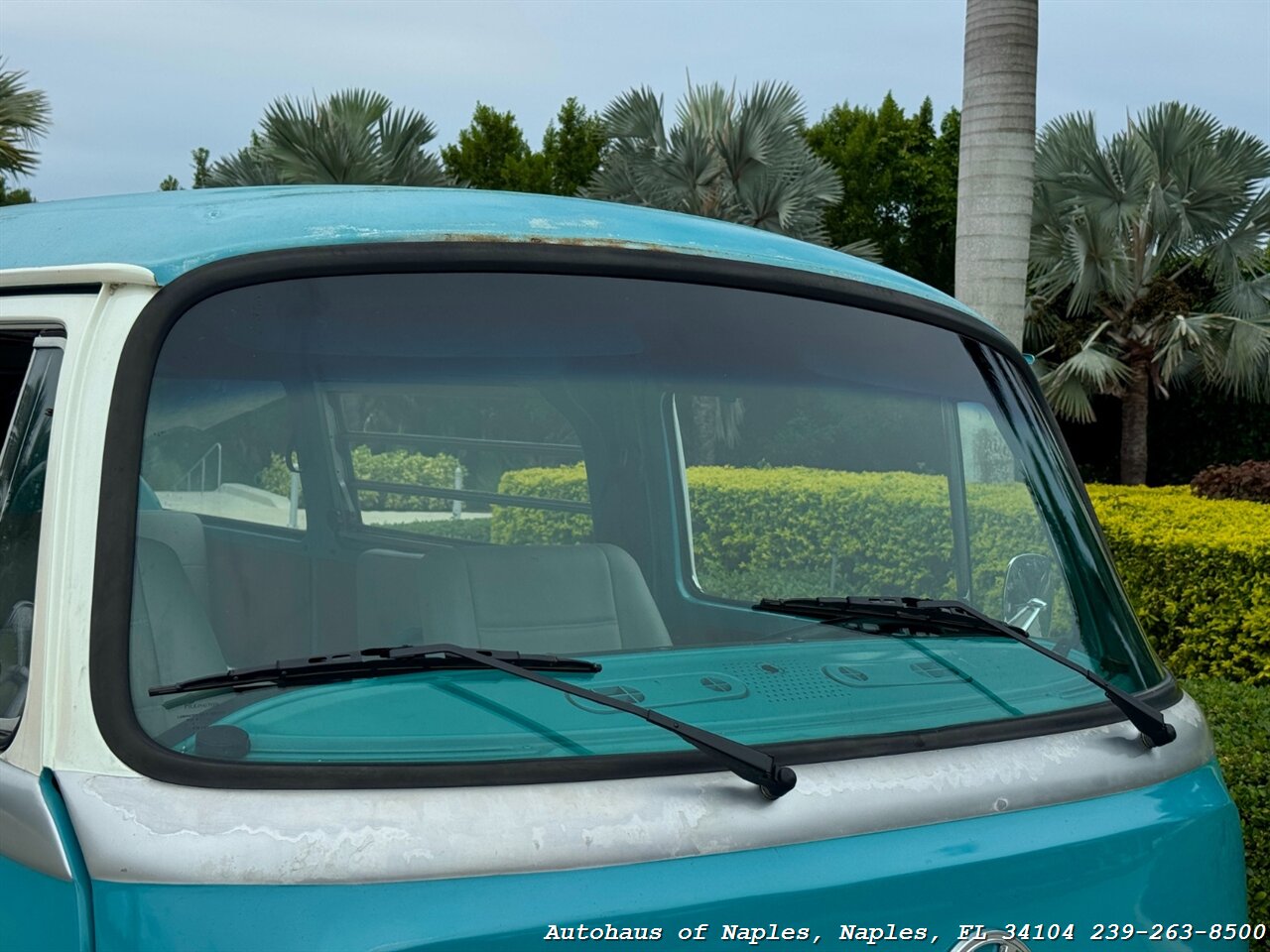 1978 Volkswagen Bus/Vanagon   - Photo 9 - Naples, FL 34104