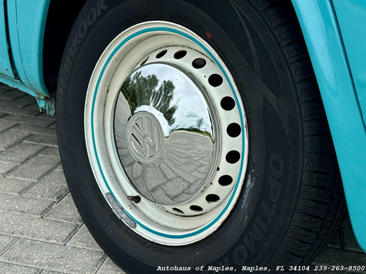 1978 Volkswagen Bus/Vanagon   - Photo 21 - Naples, FL 34104