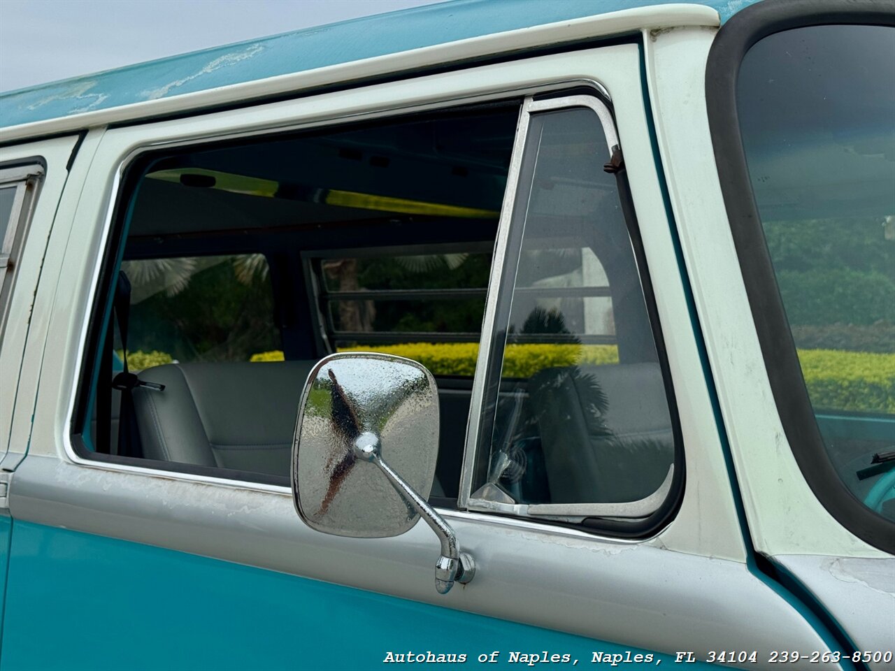 1978 Volkswagen Bus/Vanagon   - Photo 10 - Naples, FL 34104