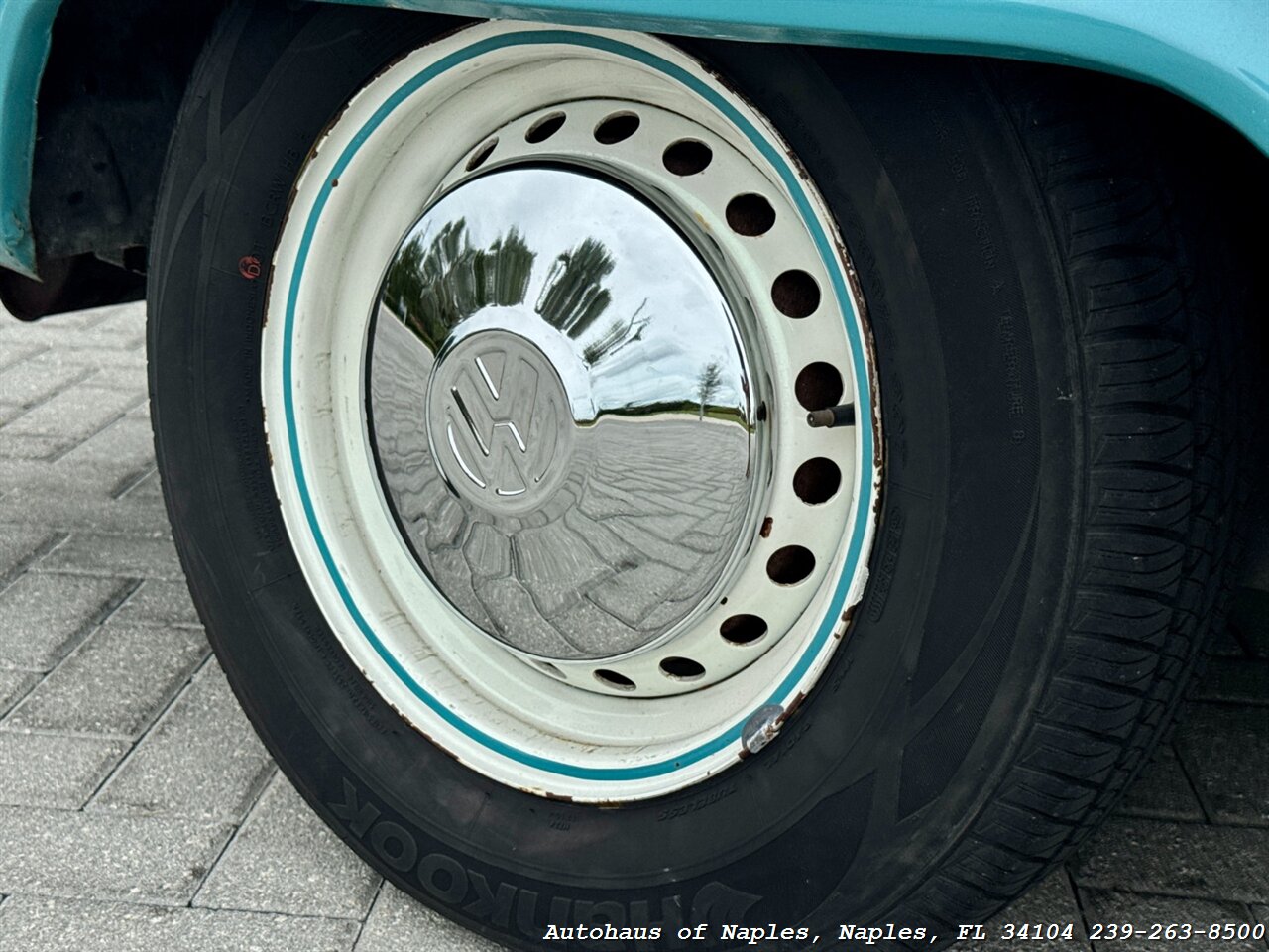 1978 Volkswagen Bus/Vanagon   - Photo 22 - Naples, FL 34104