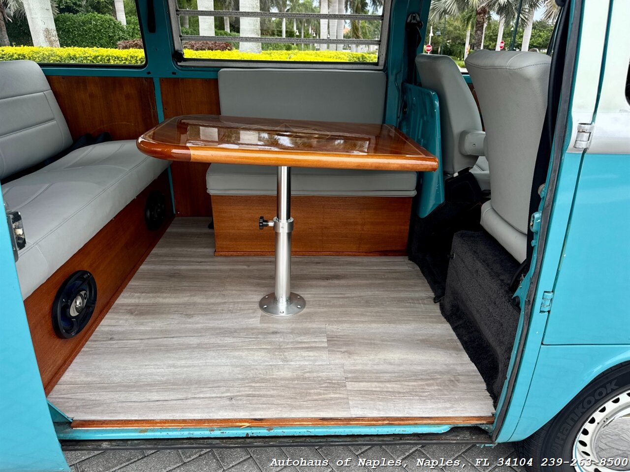 1978 Volkswagen Bus/Vanagon   - Photo 24 - Naples, FL 34104