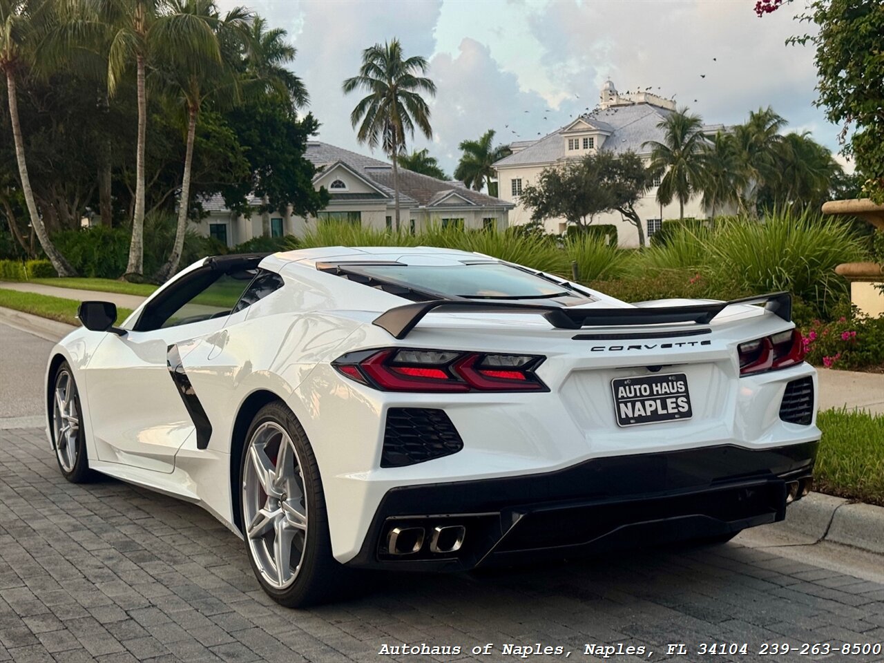 2023 Chevrolet Corvette Stingray   - Photo 10 - Naples, FL 34104