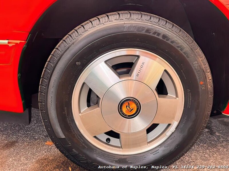1990 Buick Reatta   - Photo 18 - Naples, FL 34104