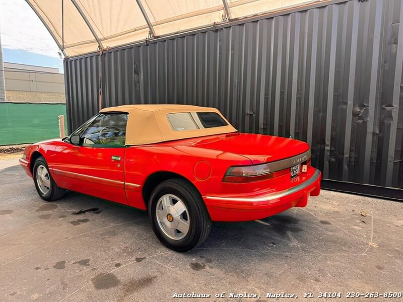 1990 Buick Reatta   - Photo 2 - Naples, FL 34104