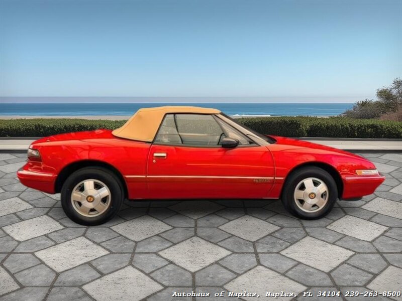 1990 Buick Reatta   - Photo 42 - Naples, FL 34104