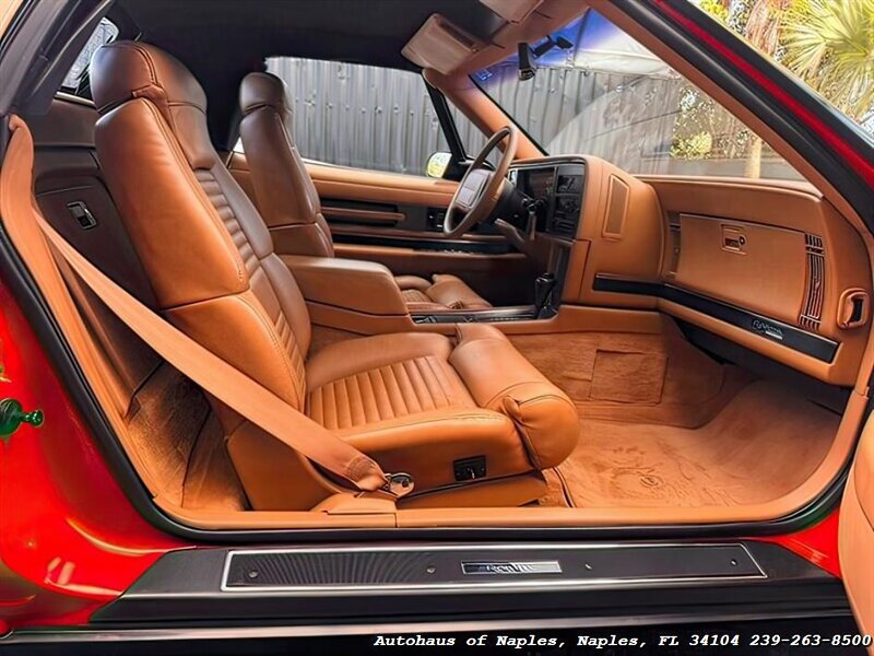 1990 Buick Reatta   - Photo 37 - Naples, FL 34104