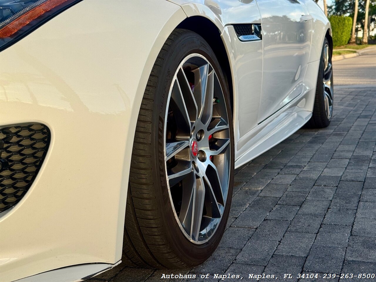 2017 Jaguar F-TYPE R - Photo 23 - Naples, FL 34104