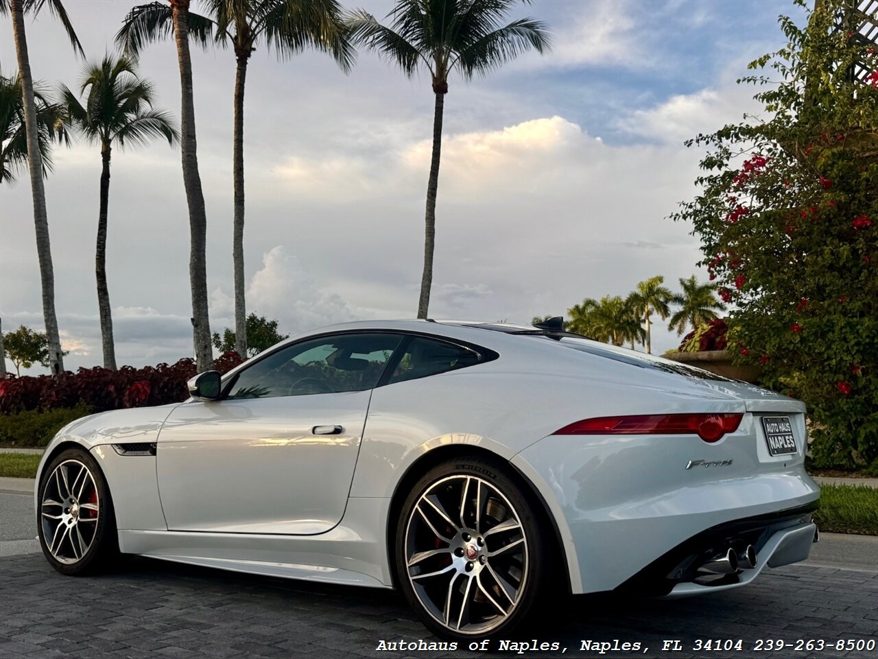 2017 Jaguar F-TYPE R - Photo 34 - Naples, FL 34104
