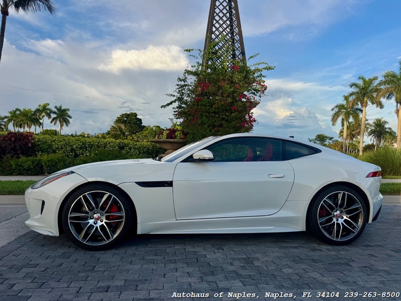 2017 Jaguar F-TYPE R - Photo 33 - Naples, FL 34104