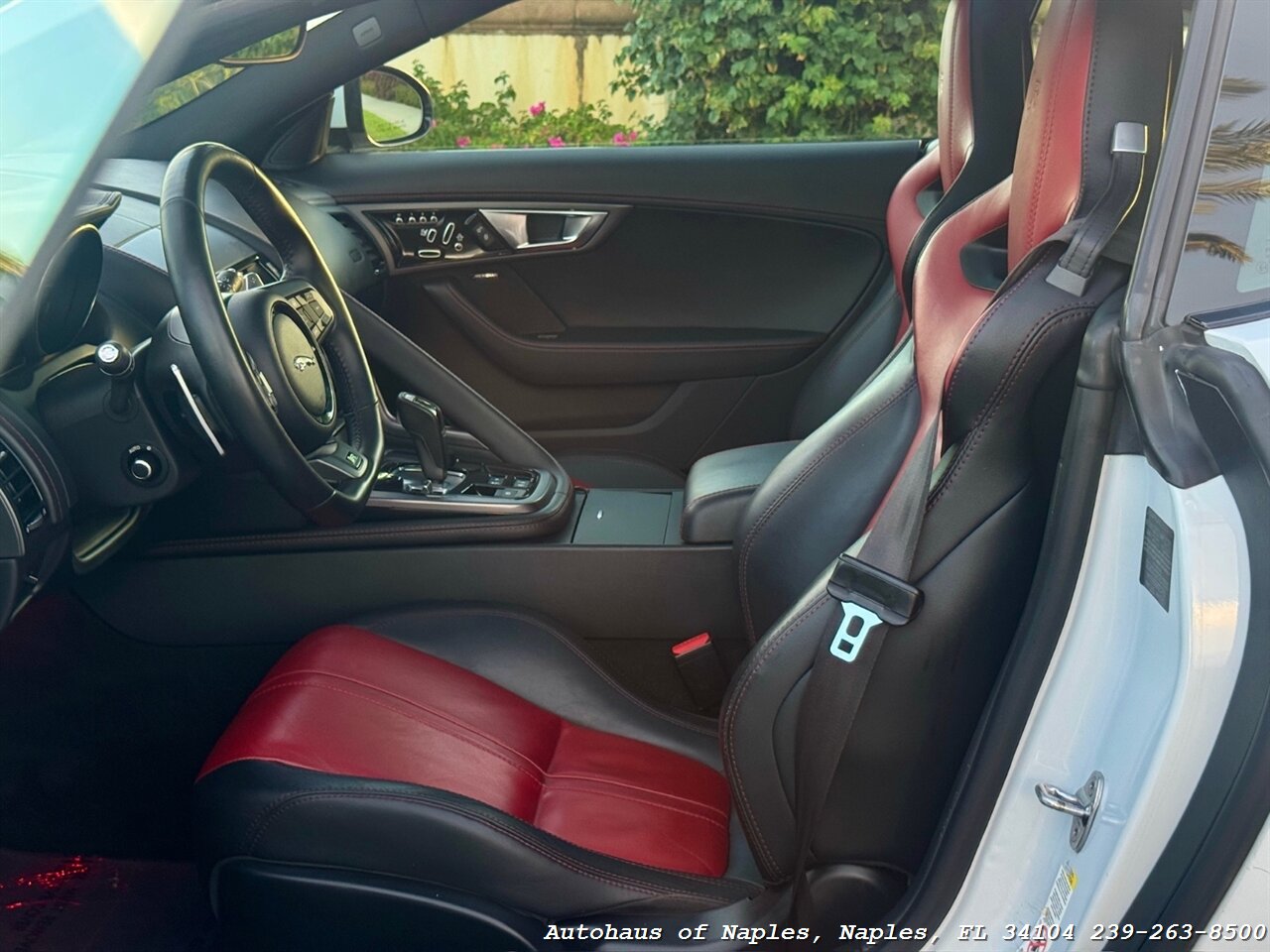 2017 Jaguar F-TYPE R - Photo 53 - Naples, FL 34104