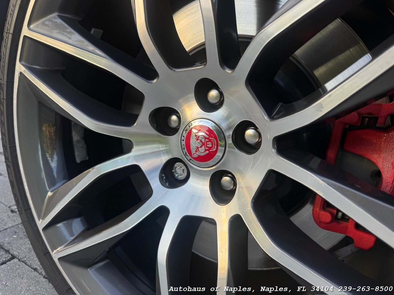 2017 Jaguar F-TYPE R - Photo 6 - Naples, FL 34104