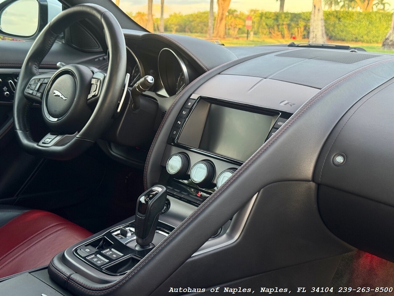 2017 Jaguar F-TYPE R - Photo 38 - Naples, FL 34104
