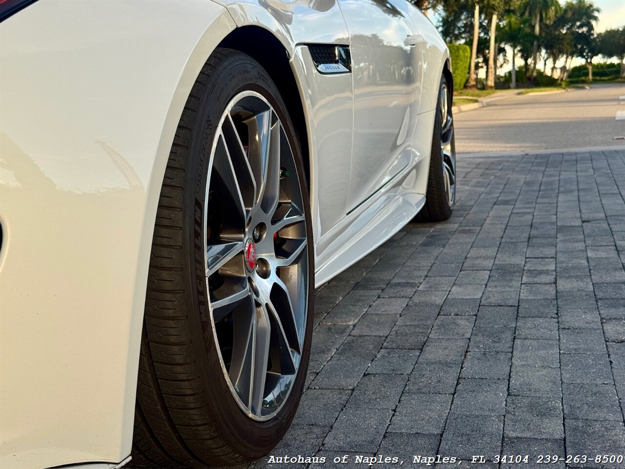 2017 Jaguar F-TYPE R - Photo 22 - Naples, FL 34104