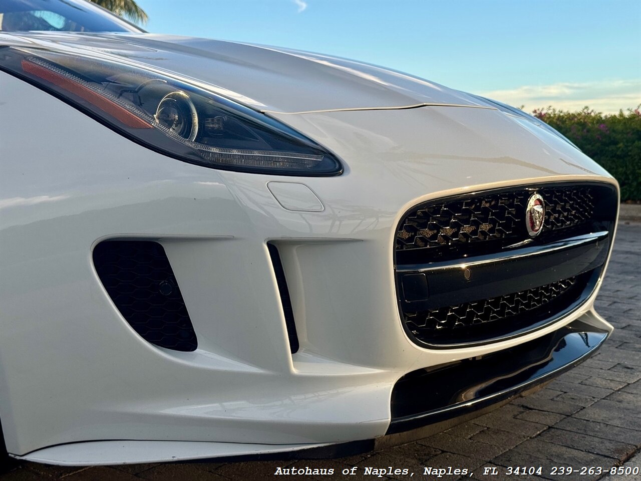 2017 Jaguar F-TYPE R - Photo 21 - Naples, FL 34104