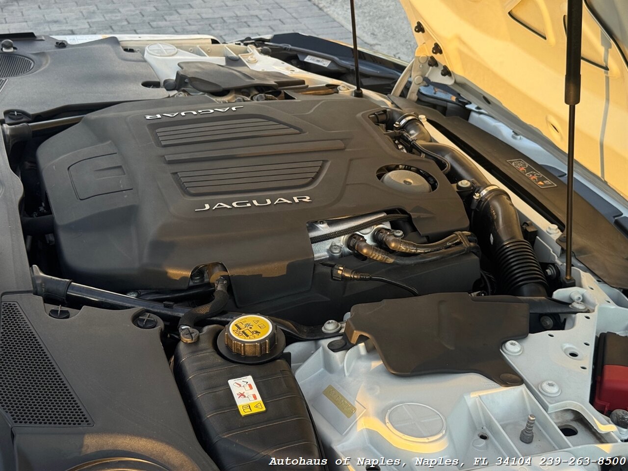 2017 Jaguar F-TYPE R - Photo 17 - Naples, FL 34104