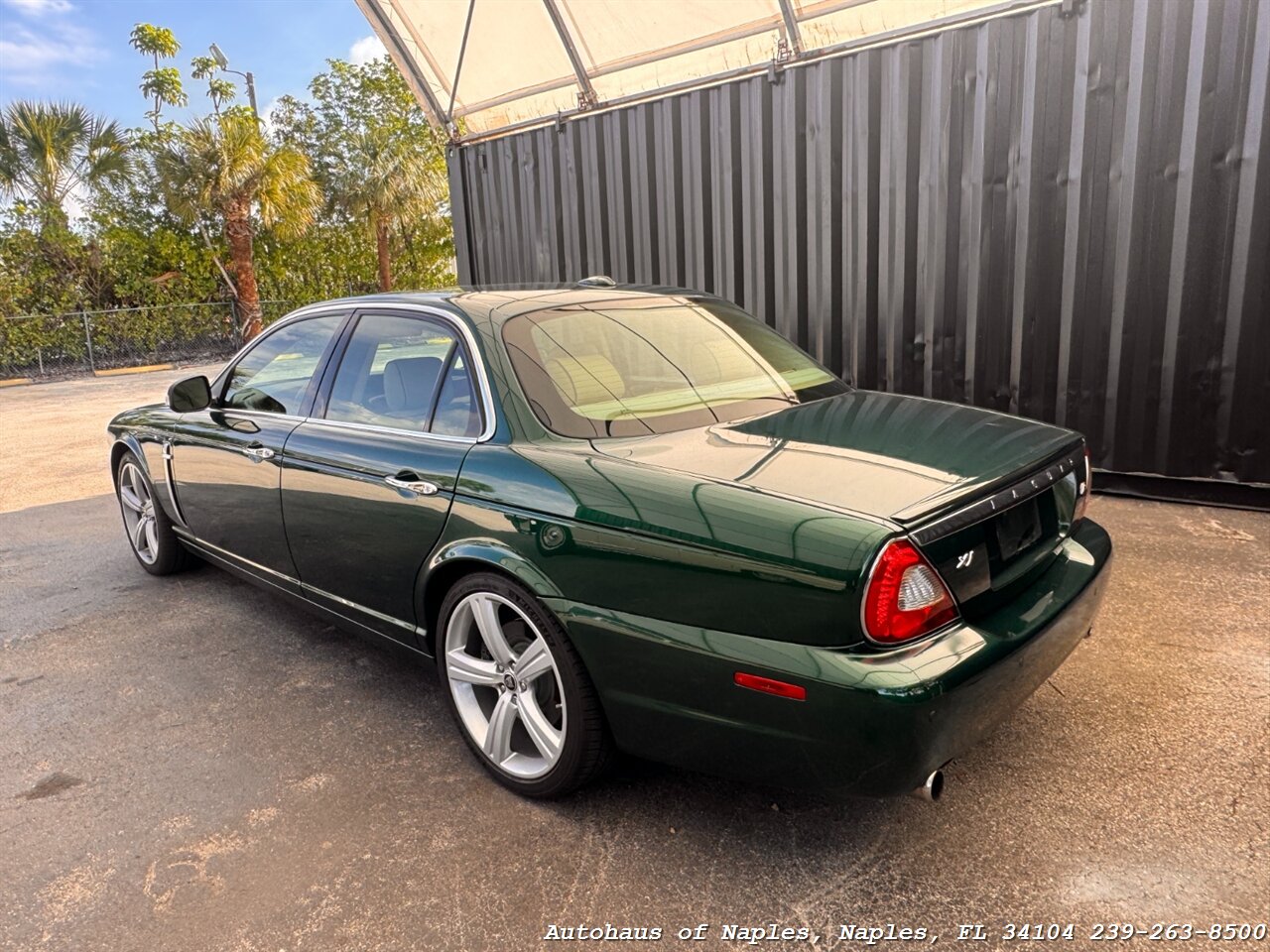 2008 Jaguar XJ8 XJR   - Photo 5 - Naples, FL 34104
