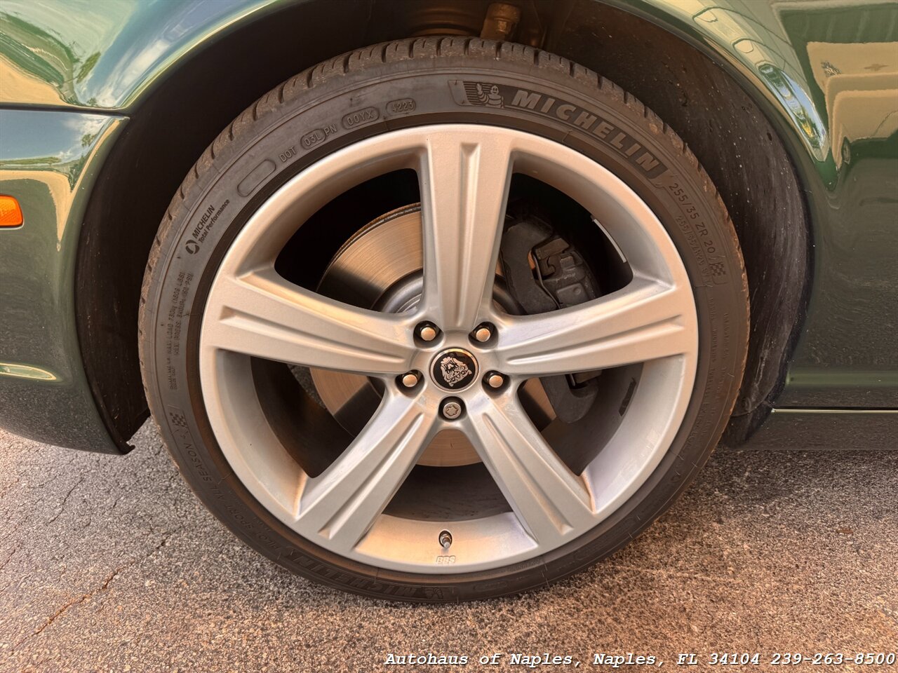 2008 Jaguar XJ8 XJR   - Photo 12 - Naples, FL 34104