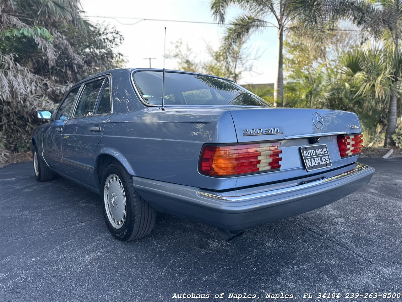 1987 Mercedes-Benz 300 SDL   - Photo 14 - Naples, FL 34104