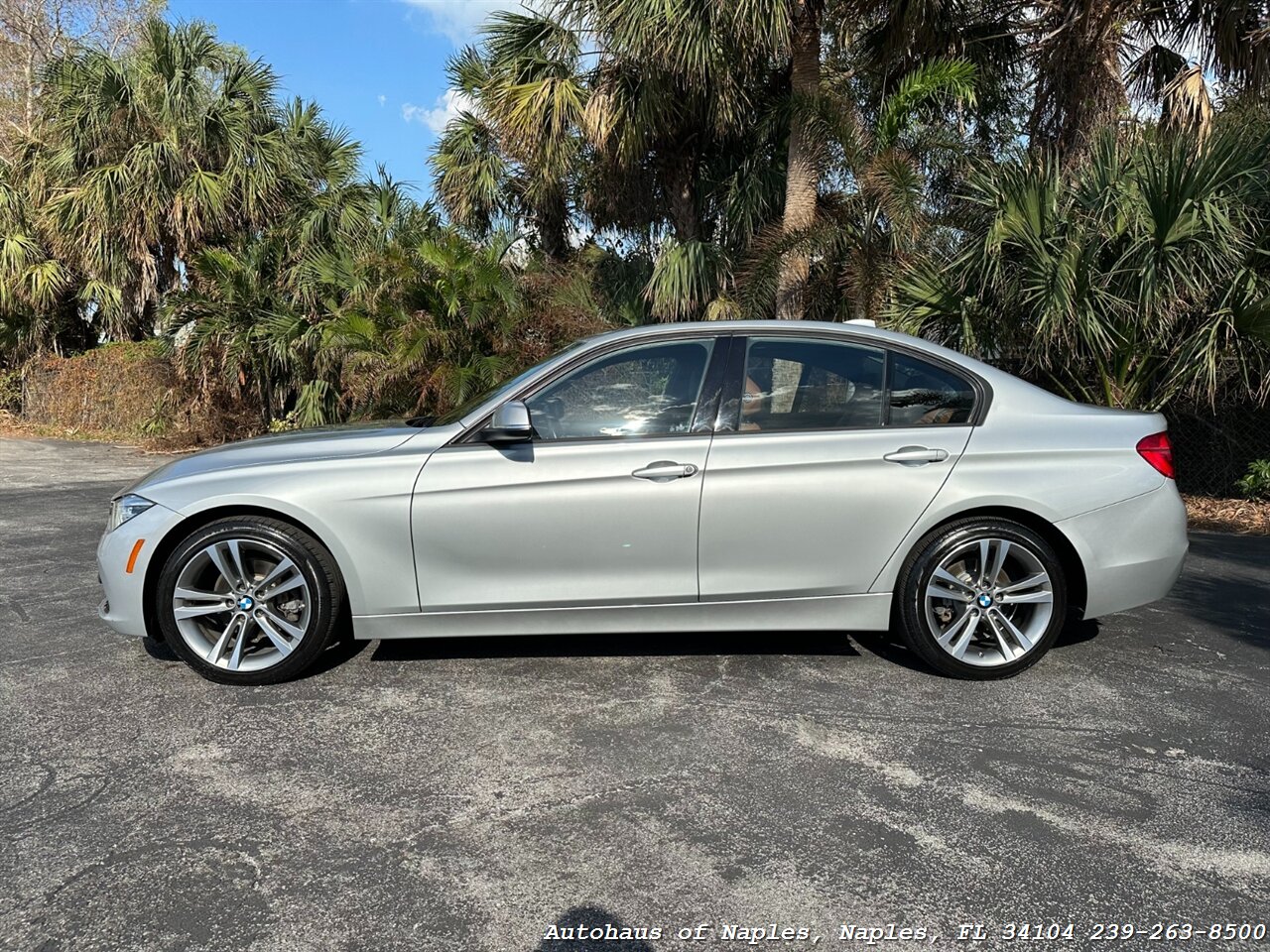 2016 BMW 328i   - Photo 5 - Naples, FL 34104