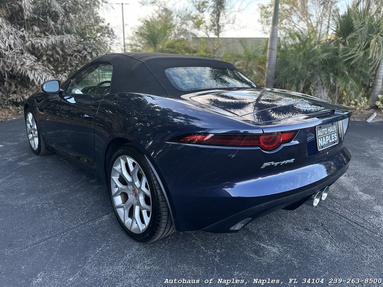 2018 Jaguar F-TYPE 340HP   - Photo 26 - Naples, FL 34104