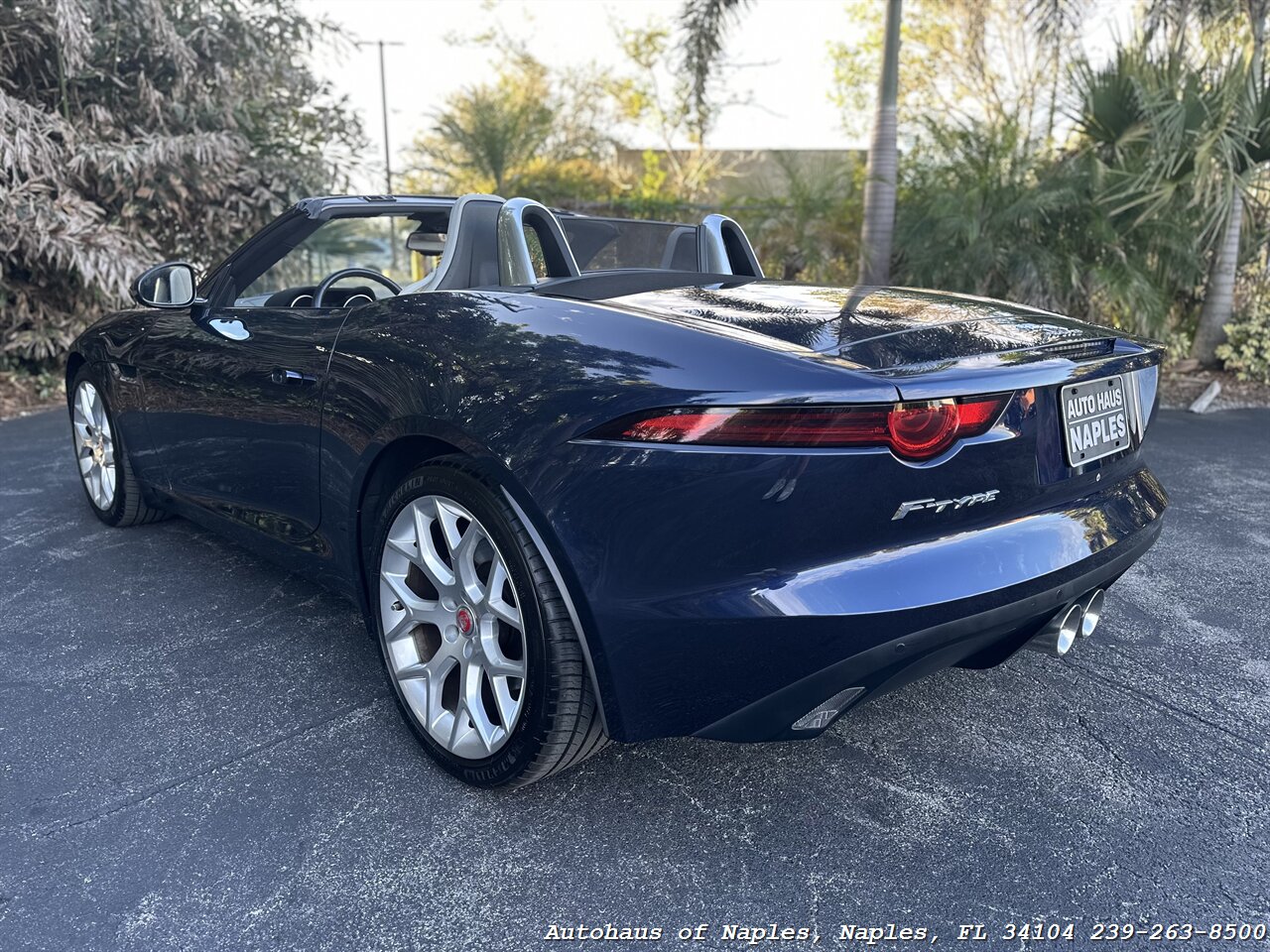 2018 Jaguar F-TYPE 340HP   - Photo 14 - Naples, FL 34104